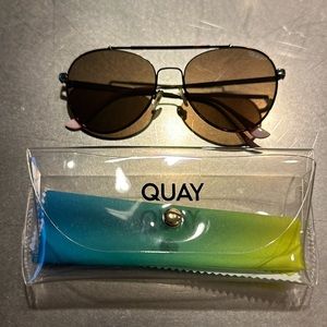 Well loved Quay sunglasses 😎